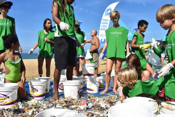 mutirão oceano limpo