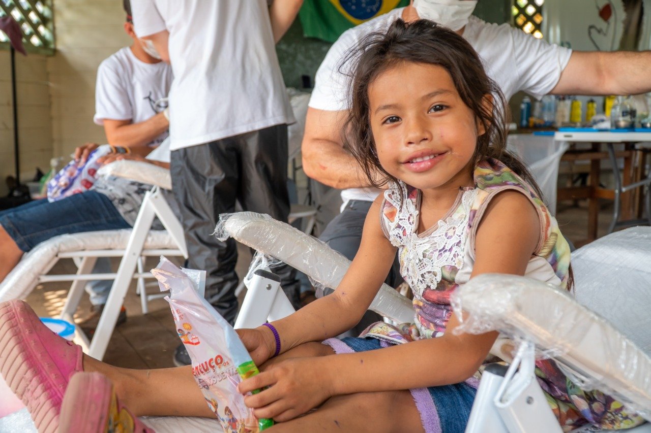 ONG Amigo da Vez visita Aldeia Yawanawá com apoio da Positiv.a!
