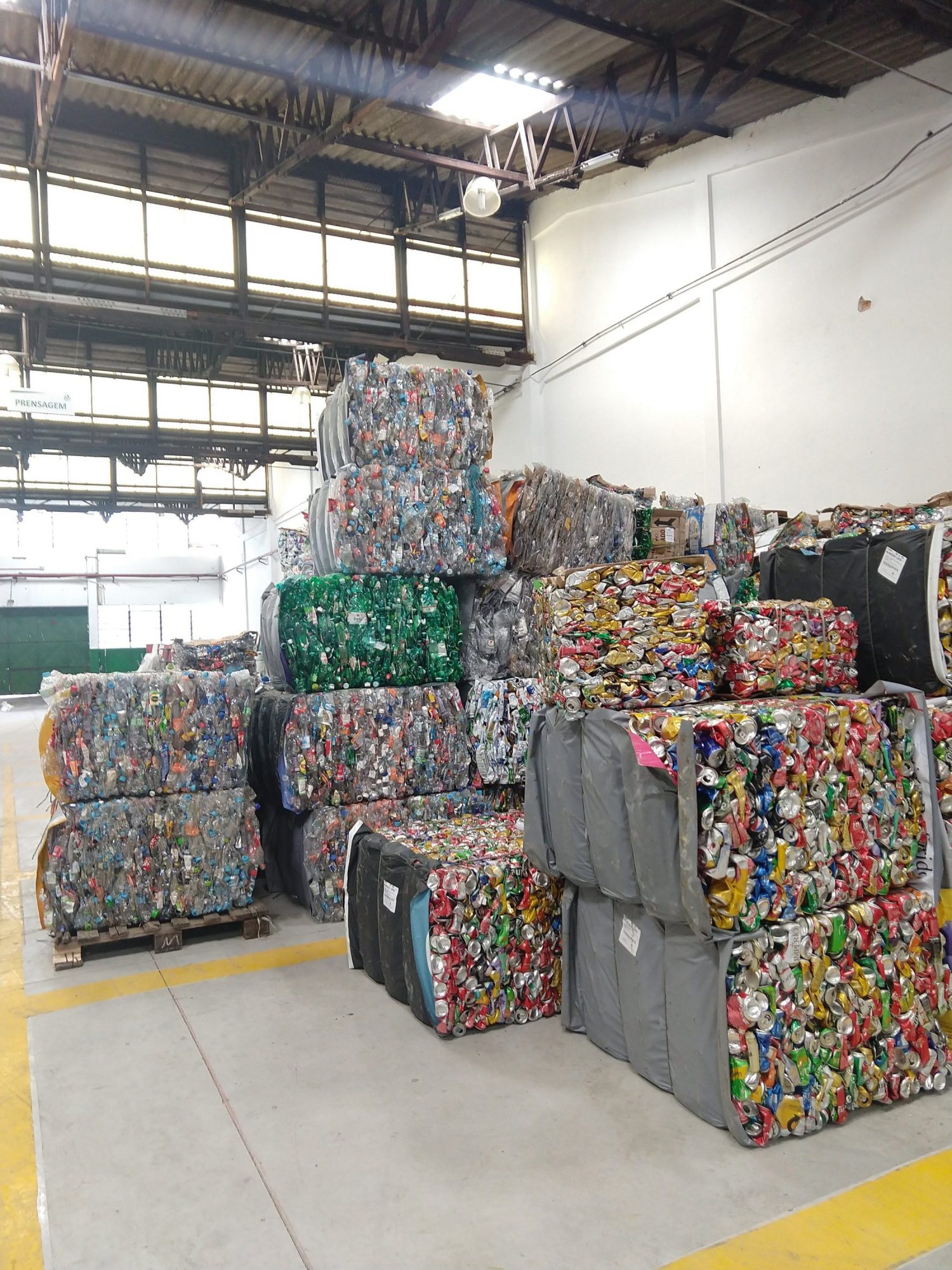 foto dos resíduos na cooperativa