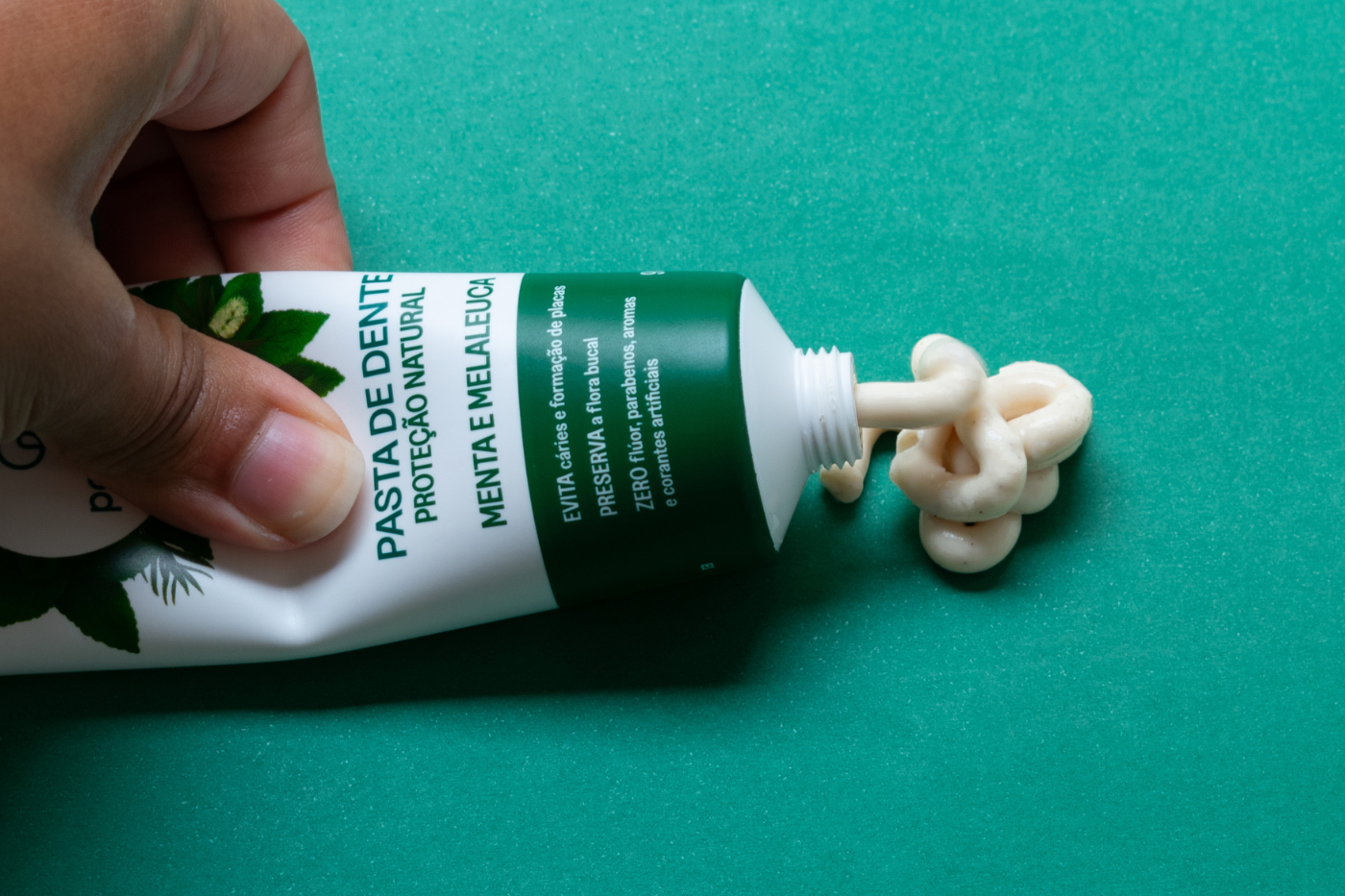 Quais são os ingredientes da sua pasta de dentes?